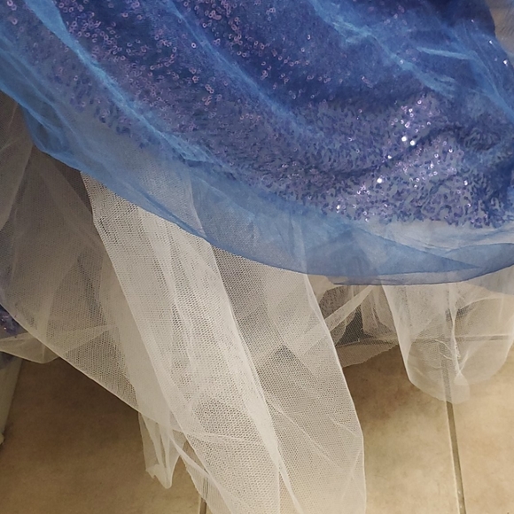 Maggie Sorterro Sequin Gown - Picture 6 of 7